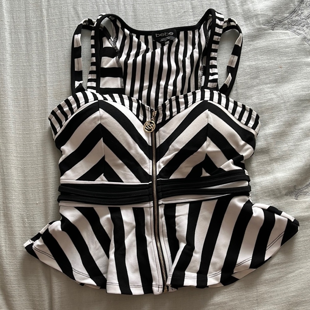Black & White Top